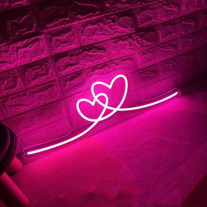 Neon LED Podwójne Serce – Dekoracja Ścienna Pink